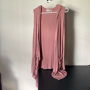 LOGO Lori Goldstein hooded layering vest dusty rose XS